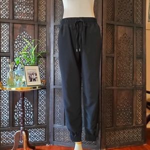 Black Guess jogger style pant Size Med